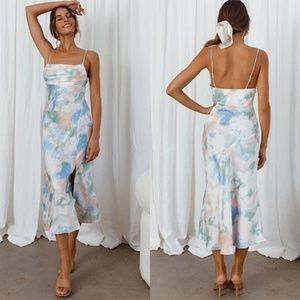 NWT PLEATED BUST FRONT SPLIT DRESS WATERCOLOR GREEN